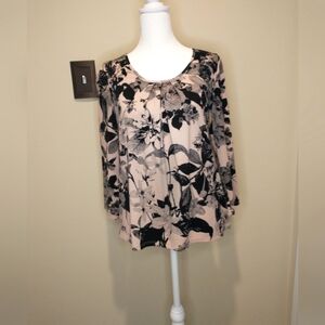 Gilligan & O'Malley Pink And Black Floral Blouse with Lace Detail